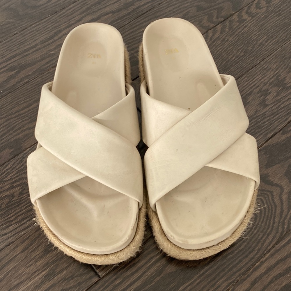 Zara crossed leather slides